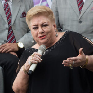 Hospitalizan a Paquita la del Barrio en Veracruz