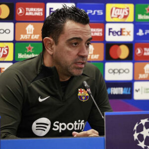 Xavi hace un llamado a la afición del Barcelona en Champions