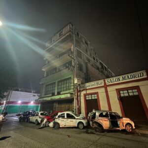 CHOQUES MÚLTIPLES A SU PASO