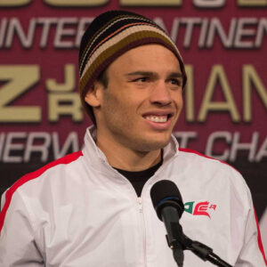 ChĆ”vez Jr con duras declaraciones hacia su papĆ”; āes una basuraā