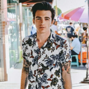 Drake Bell aparece en programa de TV y piden que sea conductor en México