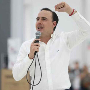 Marko CortƩs traiciona al PAN en Coahuila; mientras Manolo JimƩnez afirma lealtad