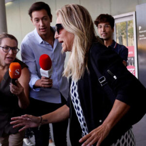 Extenista Arantxa Sánchez elude la cárcel; su exesposo es condenado