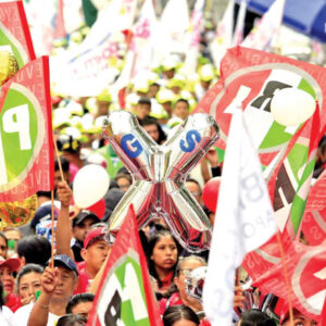 Oposición descarta fin de autónomos; está dispuesta a analizar viabilidad