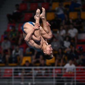 Osmar Olvera bronce para México en Clavados