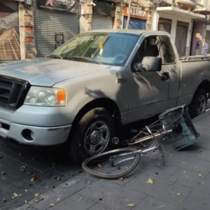 Accidente en CDMX entre Ambulancia y Camioneta deja a ciclista herido