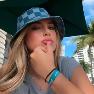 Novia de «Fofo» Márquez pide disculpas por agresión del influencer