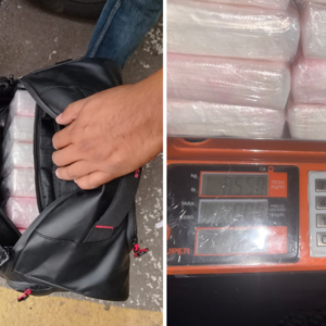 Detienen a tres sujetos en el AICM; llevaban 21.3 kilos de cocaína