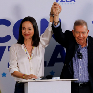 Edmundo GonzƔlez se proclama presidente electo de Venezuela