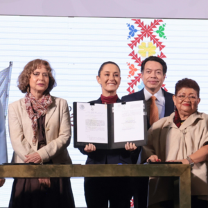 Sheinbaum crea la Universidad Nacional Rosario Castellanos