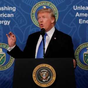 Trump creará el Servicio de Impuestos Externos, para aplicar aranceles a socios