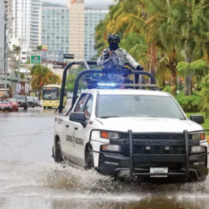 Bárbara y Cosme podrían fusionarse; pronostican huracán categoría 1
