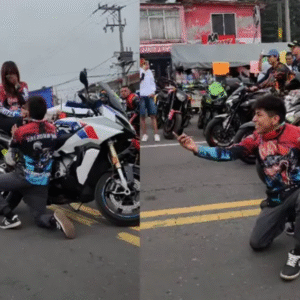 Biker pide la mano entre ramo huichol y rugido de motos