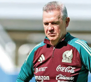 Aguirre mueve sus piezas para su segundo duelo de Copa Oro