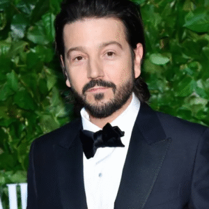 Diego Luna da contundente mensaje contra deportaciones de migrantes en programa de Jimmy Kimmel