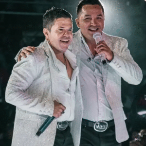 Jorge Medina y Josi Cuen posponen conciertos en EU por problemas con sus visas; fans los critican