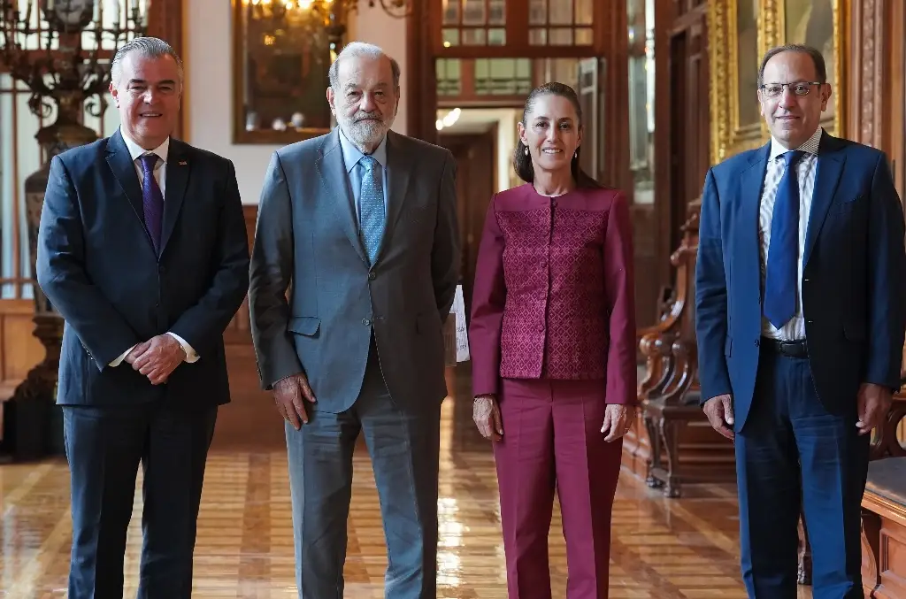 Sheinbaum sostiene tercera reunión con Carlos Slim en Palacio Nacional