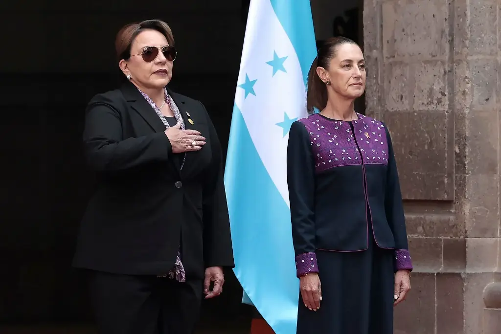Sheinbaum despide a presidenta de Honduras y elogia su labor durante visita oficial