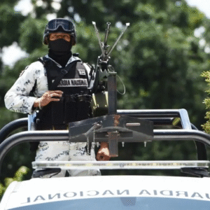 Arriban fuerzas federales a Uruapan tras asesinato de Carlos Manzo