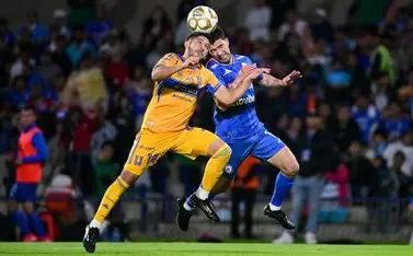 Tigres y Cruz Azul empatan en la ida y dejan todo para la vuelta